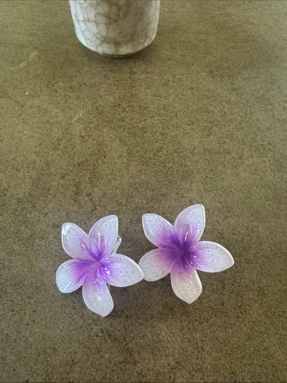 Purple & White Resin Flower hair clips